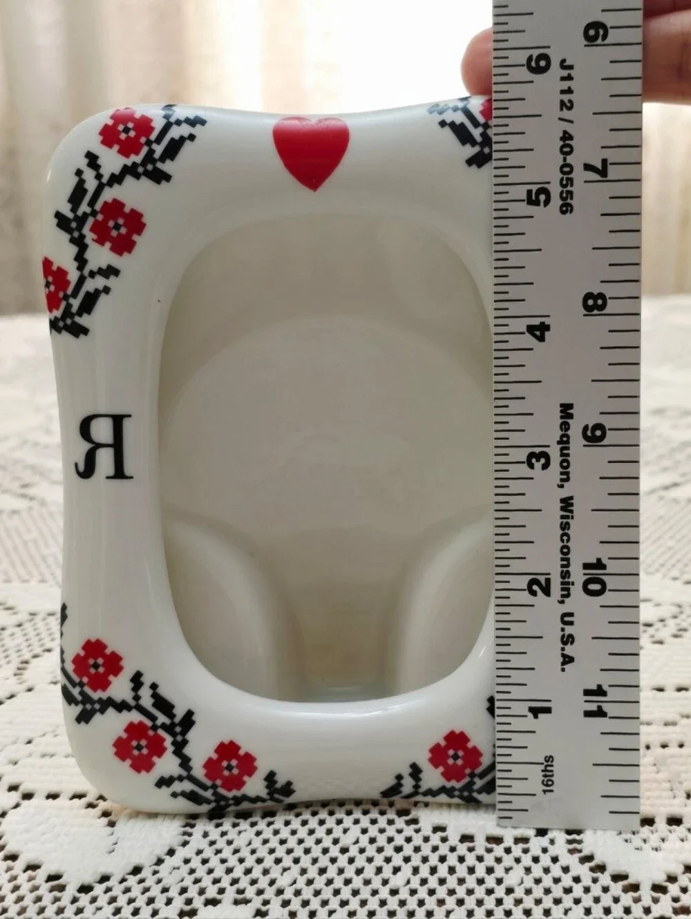 Vtg Ukrainian Photo Frame I Love Mom Vyshyvanka Red Black Flowers Picture Holder